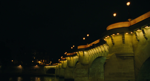 365filmsbyauroranocte:    Midnight in Paris (Woody Allen, 2011): Paris’ exteriors 