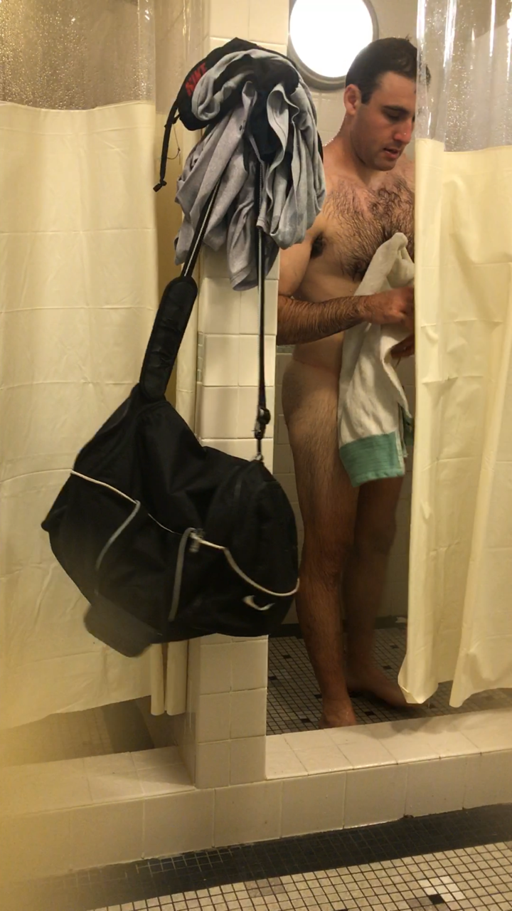hornyguy4u69:  Tall Sexy Dark Haired Muscular Beefy Hairy Chested Big Smooth Balls