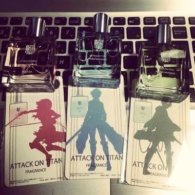 hibana:  levisnbuttons:  HOW DO YOU EVEN SMELL LIKE THEM THOTHE FRESH SCENT OF SWEAT, DESPAIRING TEARS AND TITAN BLOOD???(or in Levi’s case, industrial strength bleach/disinfectant??)  i actually would love to see what levi’s smells like: notes are