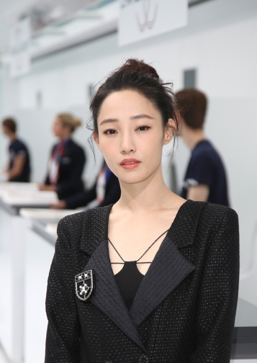 BAI BAIHE wearing CHANEL RESORT 2016