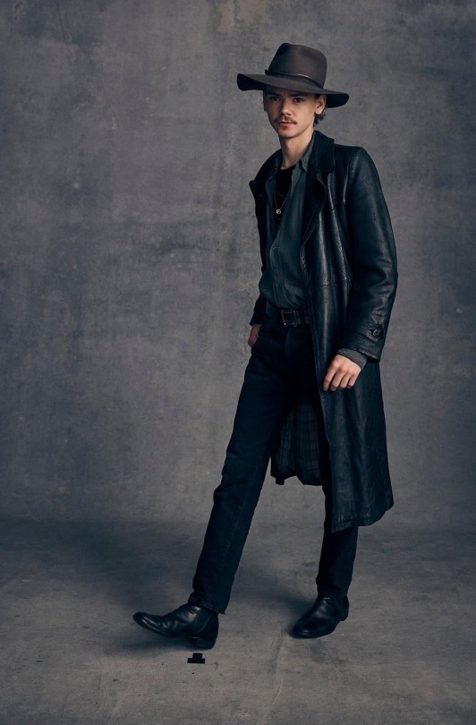 So, I Just Watched Queen's Gambit And Im Totally Obsessed With Thomas Brodie-Sangster Aka Benny Watts