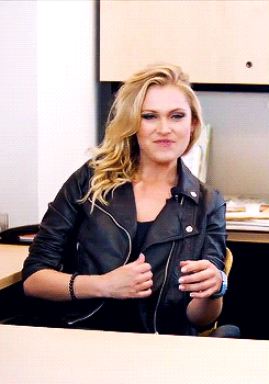 clones-and-thrones:#it is illegal to look THIS FUCKING GOOD IN LEATHER ELIZA#HOW
