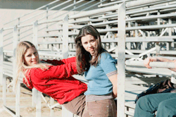 styletribedoll:  spikebuffy:  Freaks and Geeks behind the scenes  best post ever. 