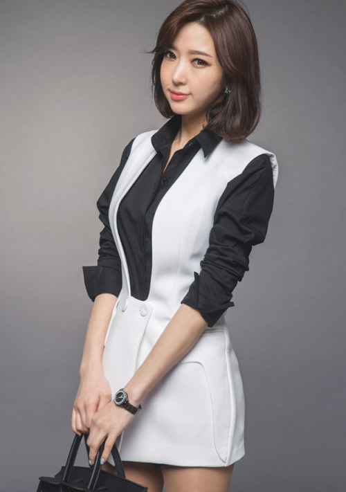 Ye Jin - March 17, 2015 Set