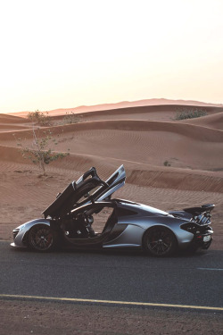 theautolife:  McLaren P1 via GFWilliams 