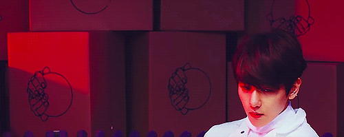 privebaekhyun:Baekhyun x young
