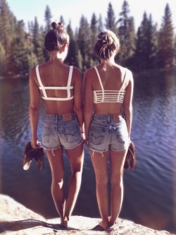 itskerndshernandez:  Perfect on We Heart It. http://weheartit.com/entry/90209327 #FRIENDS #BESTFRIEND #fashion #love