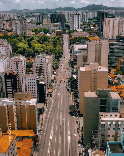 Avenida Francisco Matarazzo.#saopaulo #saopaulocity #splovers #saopaulowalk #cidadedagaroa #spdagaro