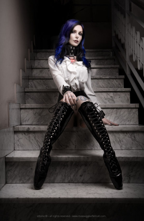 psychotic-riaeaction:  PH: Ettone 