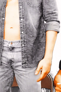 fuckyeahampersandcomma:  tabloidheat101:    Clay Honeycutt  Whoever popped that shirt, YOU ARE DOING GOD’S WORK. 