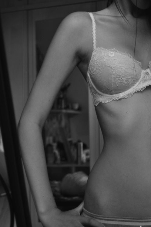 morphine-and-cigarettes:  sad black and white blog, I follow back similar