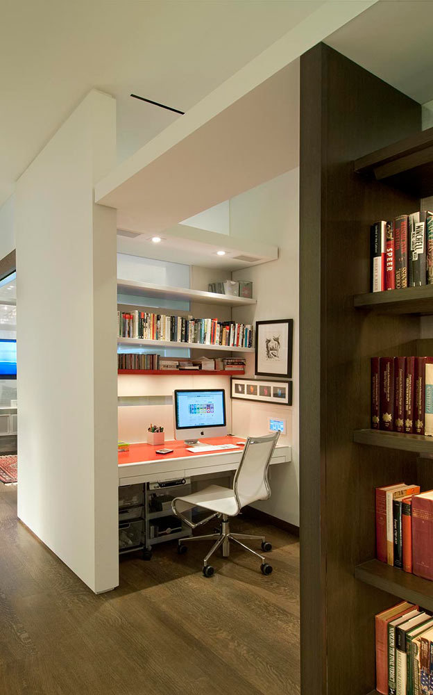 Amazing design in this NYC loft.
“ Down the hallway, one side is a solid wall that separates the private spaces from the public ones while the other side is composed of wood and glass that helps define the semi-private spaces. The double-layered...