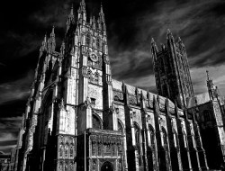 fotografiae:  Canterbury Cathedral by KenOertel.