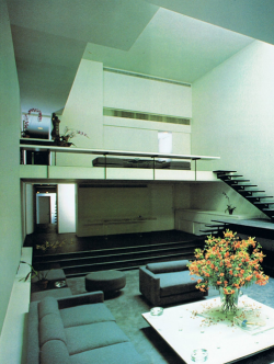 B22-Design:  Paul Rudolph - Halstons’s Town House - Ny - 1970  