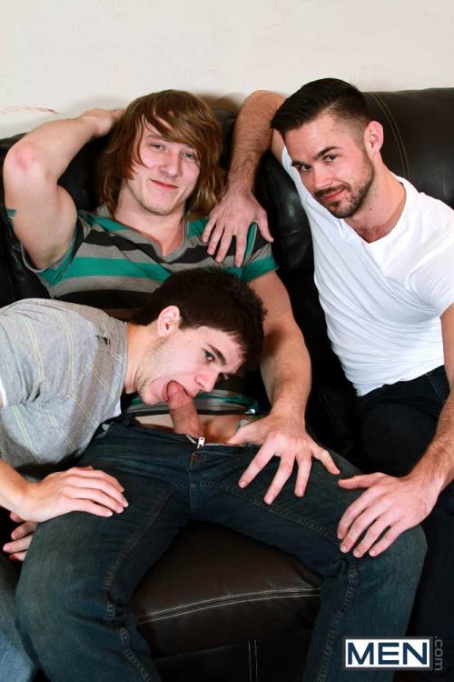 boysk8pig:  Hey dudes, alphas, master, gays and fags: sorry for my absence, I was in a backpacking trip into asia and it was impossible to post, but now I’m Back bitches =) For more hot gay dirty porn like that: http://boysk8pig.tumblr.com/ is the best