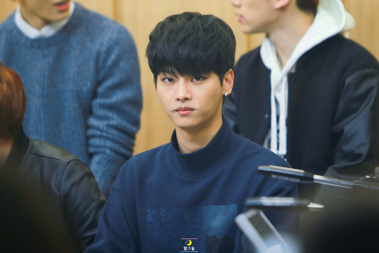 chakawaii:  cr: 밤그늘 ♡ please do not edit. 