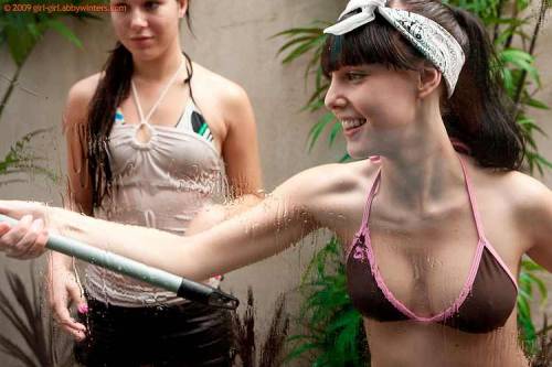 iloveabbysgirls:  Five Aussie babes in a window washing-bubble fight that soon turns kinky!  Christe