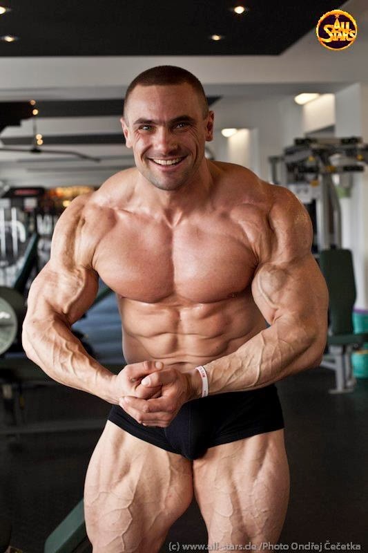 muscleaddict:  HOT! Czech Muscle Beast: TOMAS KASPAR   Need More Muscle Men? - Click
