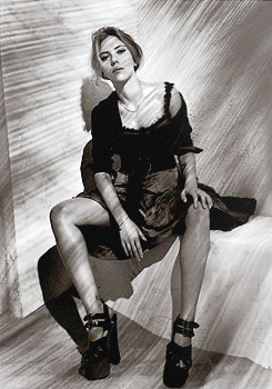 hermiola:  Scarlett Johansson photographed by Patrick Demarchelier for Interview
