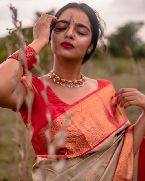 Tulsi Silks | Spring Summer 2019-20Model | Namritha MVPhotography | Harini Sarathy