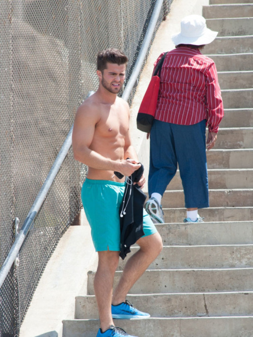 celebpits:  Those pits cannot be contained! So hot.  Spencer Boldman