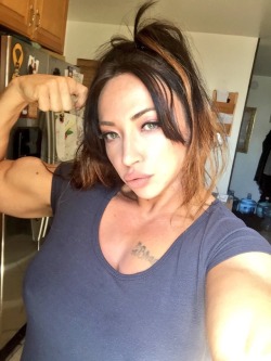 connoisseurofpussy6996:  Fit Brandie Mae 💪