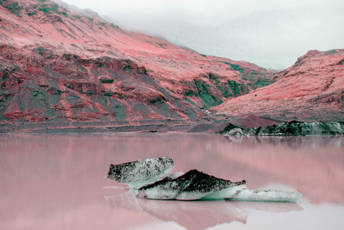 trnscndnt: Dreamscapes of IcelandAl Mefer