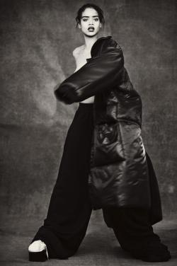 hellyeahrihannafenty: Shot by Paolo Roversi