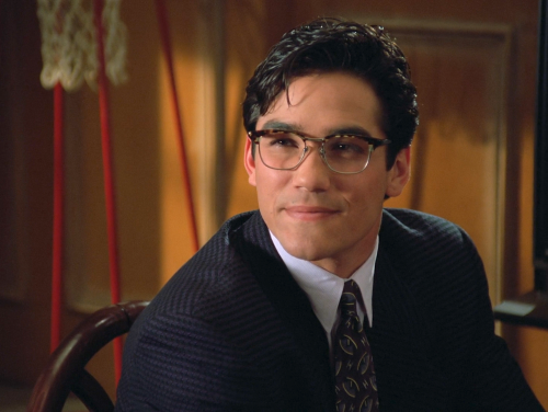 S01E08: Smart Kids (2 of 3)Lois & Clark: The New Adventures of Superman in High Definition! 