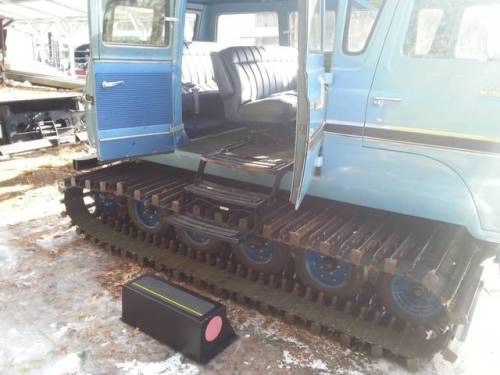 misfitwashere: haywire4:  64’ FALCON - � (Concord)  1964 FALCON CLUB WAGONon a 1974 Thiokol 2100 B Snowcat302 V-8 C-6 AutomaticNew wheels foam filledNew sprockets $ 22, 500.00Call or text Lee  well, sometimes i feel like i need a good winter car