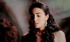 cleopatraselene:“although octavia had herself been unlucky in love, she was apparently something of 