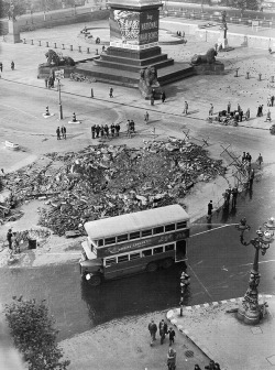 vintageeveryday:  Vintage photographs of Trafalgar Square from between 1900s and 1940s. See more here…