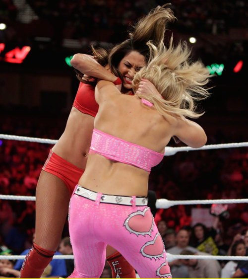 Sex rawsmackdownnxtdivas:Raw Flashback - Nikki pictures