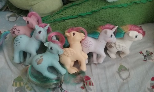 I finally have all 6 Rainbow Ponies! My first complete set! Parasol is the only one in pristine cond
