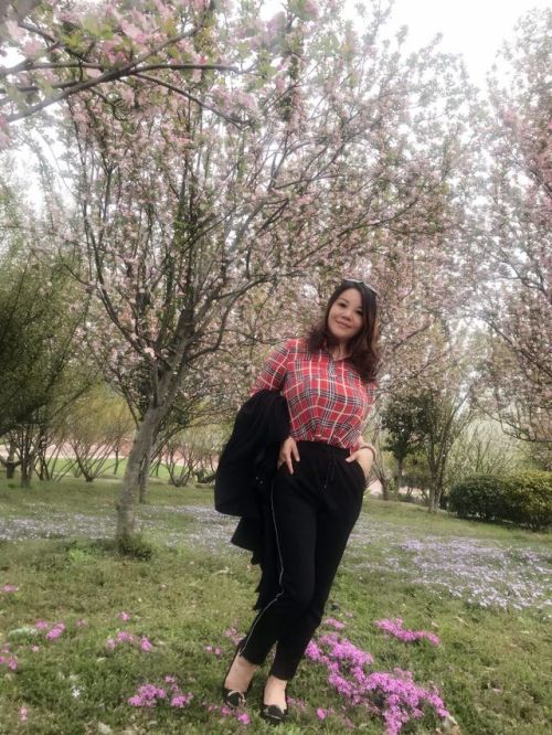 muzhurenqi: 晴儿，野战一绝！服务不错哦