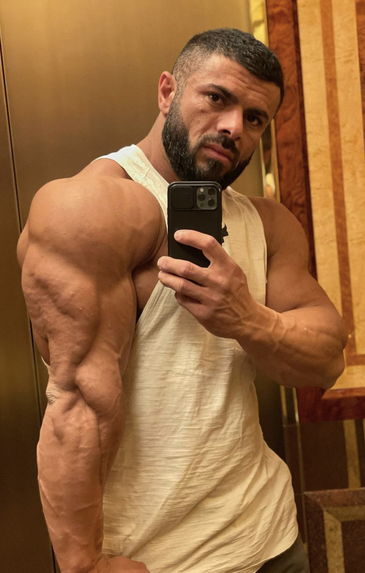 tufas:Yusif