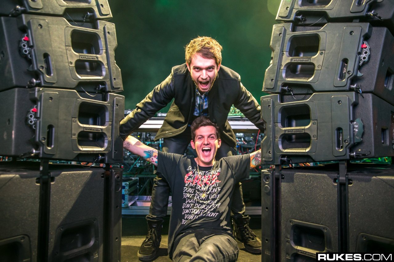 creepytoomuch:  HARD Day Of The Dead 2014 - Zedd &amp; Dillon Francis 