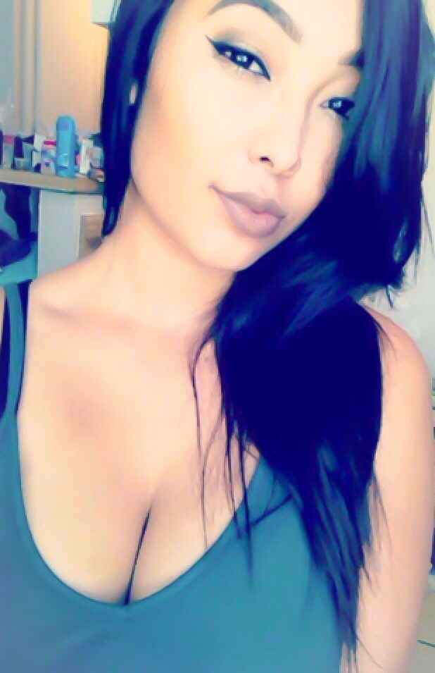 pussyconnoisseur6996:  Lovely Body 👏