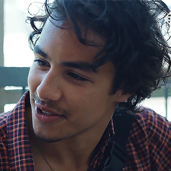 Gif Request: S1 + S2 Kesde Beus