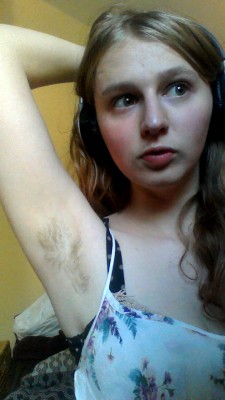 fen-1994:  On the plus side, I’ve got the point where I think I might have completely grown out my armpit hair…which is kind of underwhelming tbh. For all the fuss people make, it’s as if women have the same amount of body hair as men naturally,