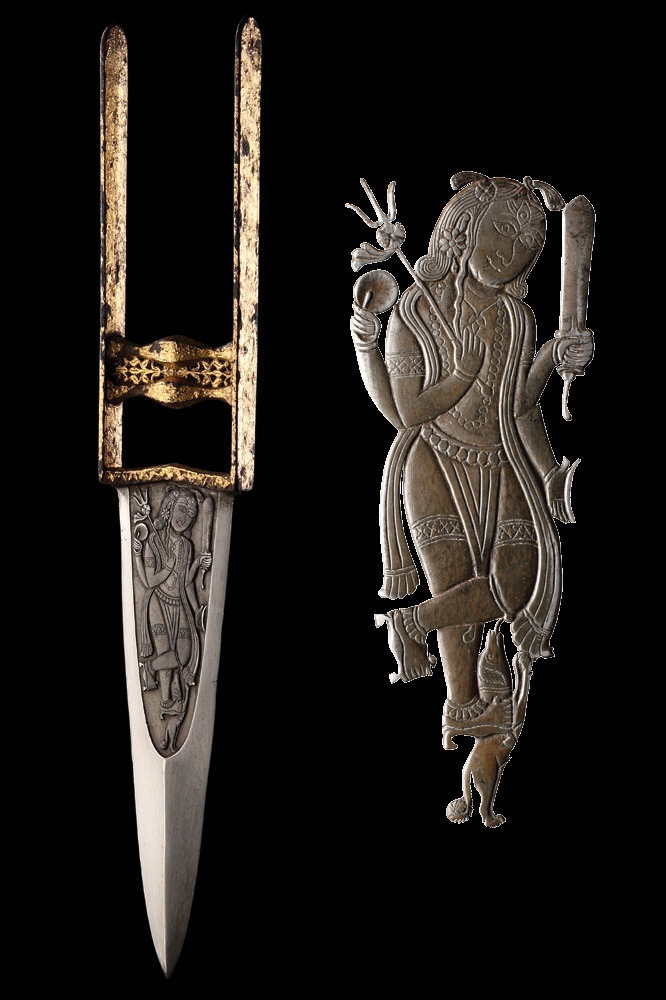 we-are-rogue:  Katar Daggers, India, 17th-19th centuriesBejewlled Katar, Gujarat,