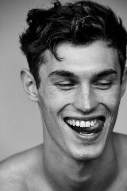 bartszmigulski:Kit Butler by Bartek Szmigulski