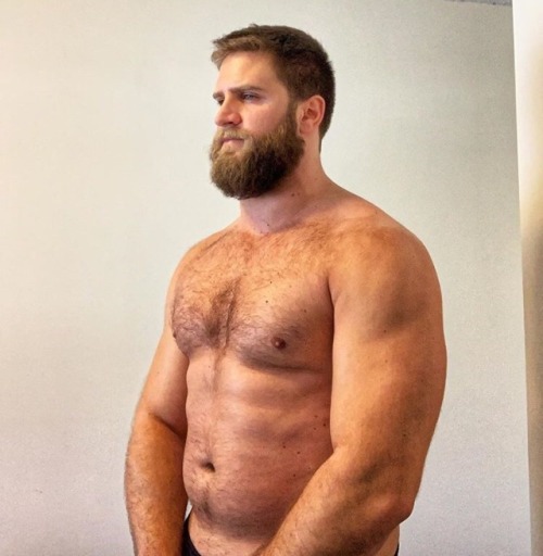 taurus-astrobike:  redhotrodhut:  BUCKS.     Handsome Hotness 💋 💋 