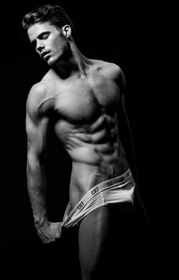 completelyfine:  Over 31,000 Completely Fine Followers.  Thank you for being one! http://completelyfine.tumblr.com/