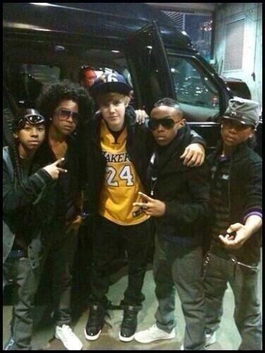 #tbt - Mindless Behavior with Justin Bieber. Awww they were so small :’)