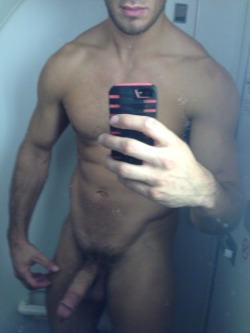 bate-orade:  exposedhotguys:  Took a flight yesterday! Decided to strip down and jackoff at 30,000 feet!  exposedhotguys.tumblr.com  Always love this guy exposedhotguys