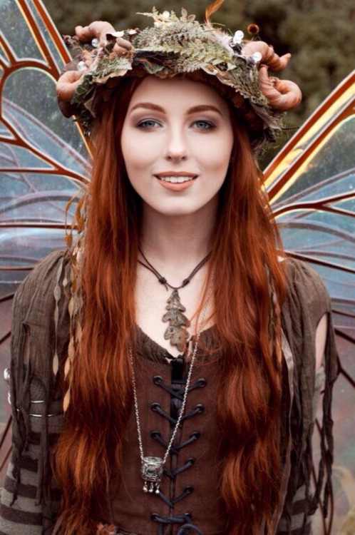 elvenrealm:  “When the first baby laughed for the first time, its laugh broke into a thousand 