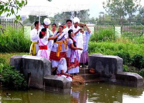 Lai loukhatpa, maibe priestess ritual,Manipur, photo by Rekha Konsam