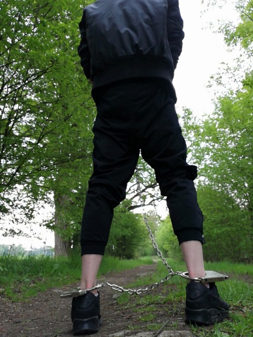 kaneoo:#Boy#Cuffs#Prisoner