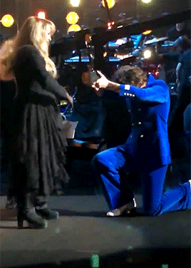 beststyles:Harry inducting Stevie Nicks at the Rock &amp; Roll Hall of Fame - 29/03